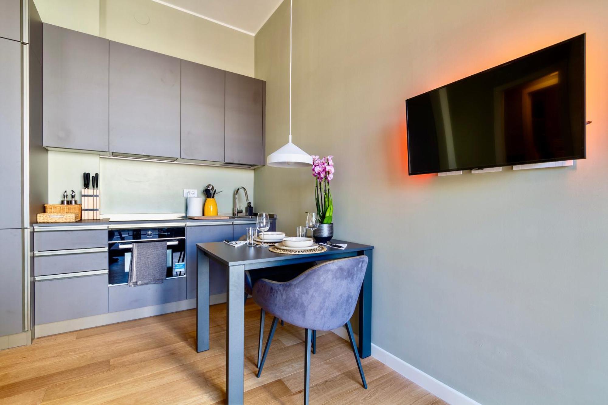 Urban Luxury - Bright And Central Apartment Milán Exterior foto